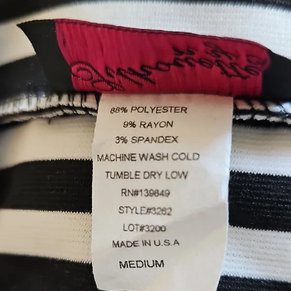 Silhouette Black and White Asymmetrical Pencil Skirt Knee-Length - Picture 6 of 13